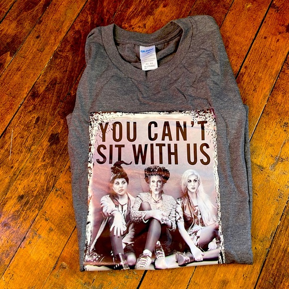 Gildan Tops - 2/$30•BRAND NEW - Sanderson Sisters T-Shirt